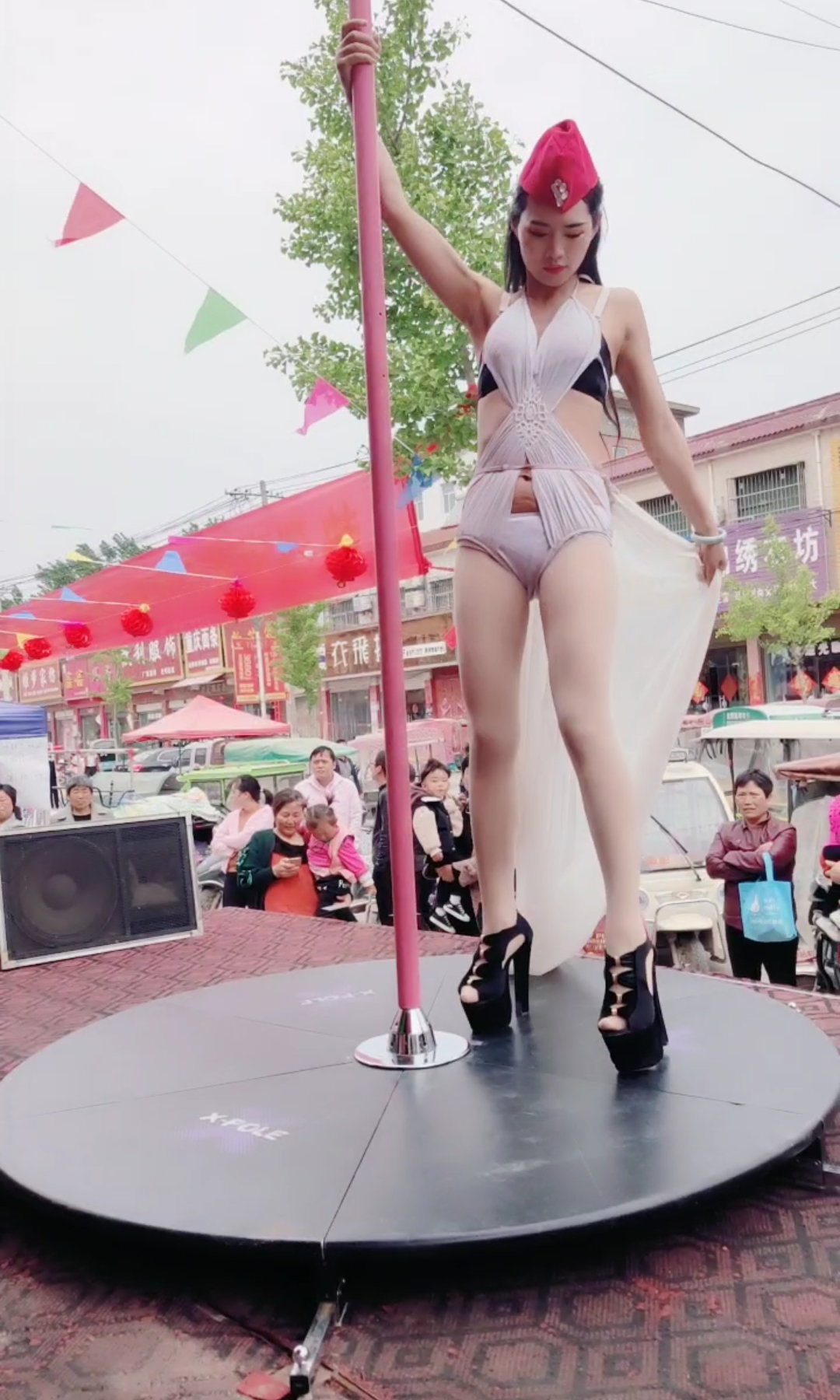 不容易