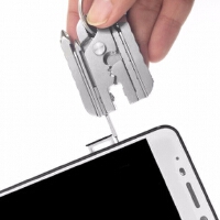 多功能工具组合钳子折叠刀具防身钥匙扣随身迷你户外EDC装备便携